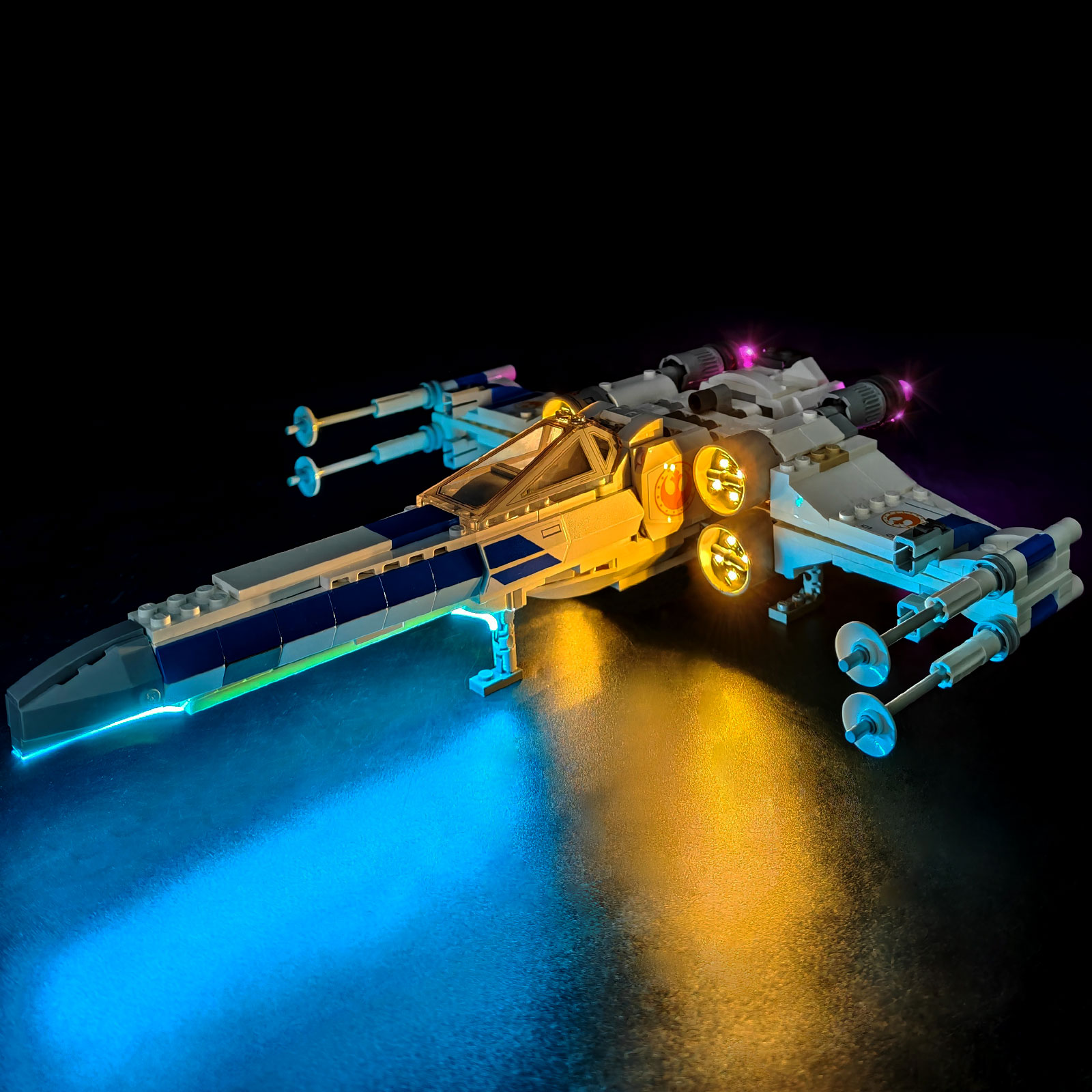 Model Kit X Wing - Kit de iluminación LED LYBMTWF compatible