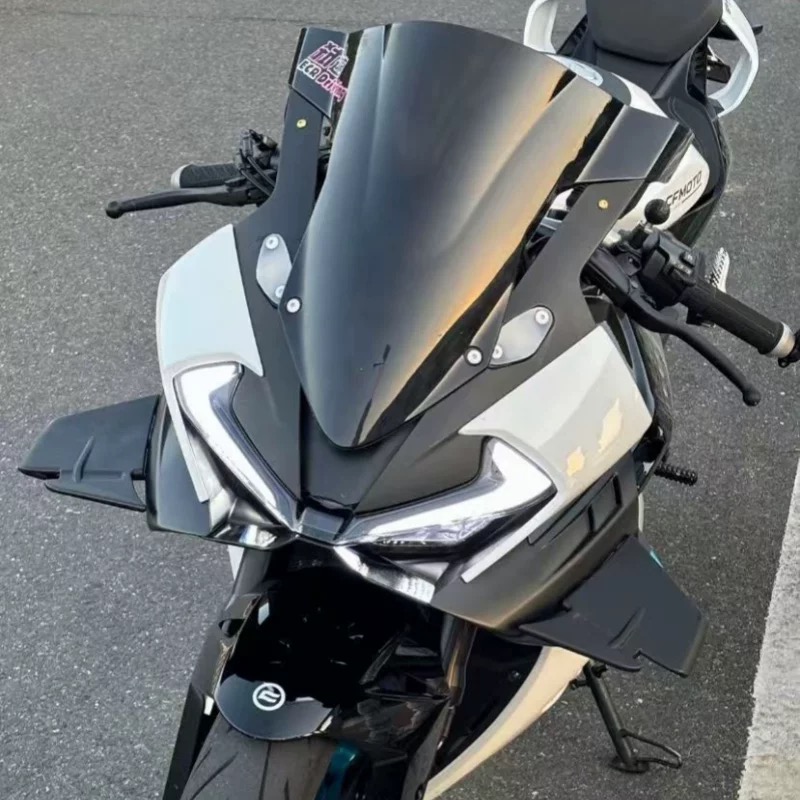 Para motocicleta CFMOTO 675SR  - Model Kit New reseña y precio