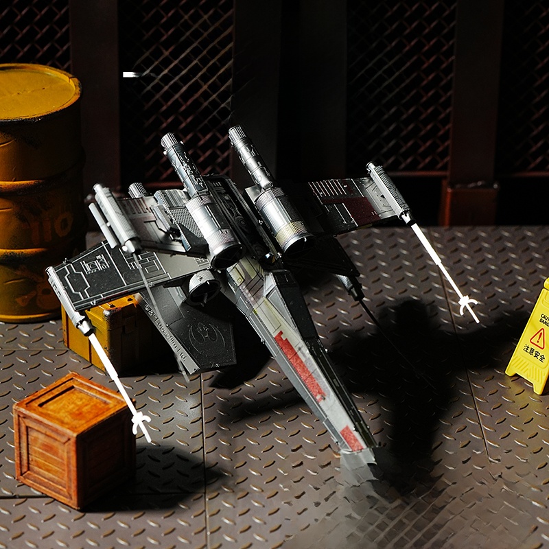 Modelo Metálico 3D de X-Wing F - Model Kit X Wing reseña y precio