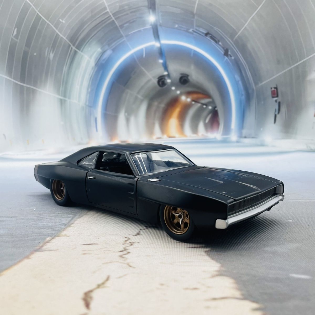 JADA 1:24 cargador 1968 coche  - Model Kit Mustang reseña y precio